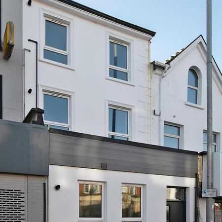 Central Belfast Modern Apartment Great Location Free Parking Exteriör bild