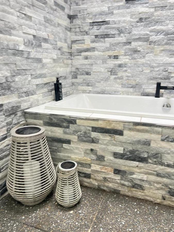 Central Belfast Modern Apartment Great Location Free Parking Exteriör bild
